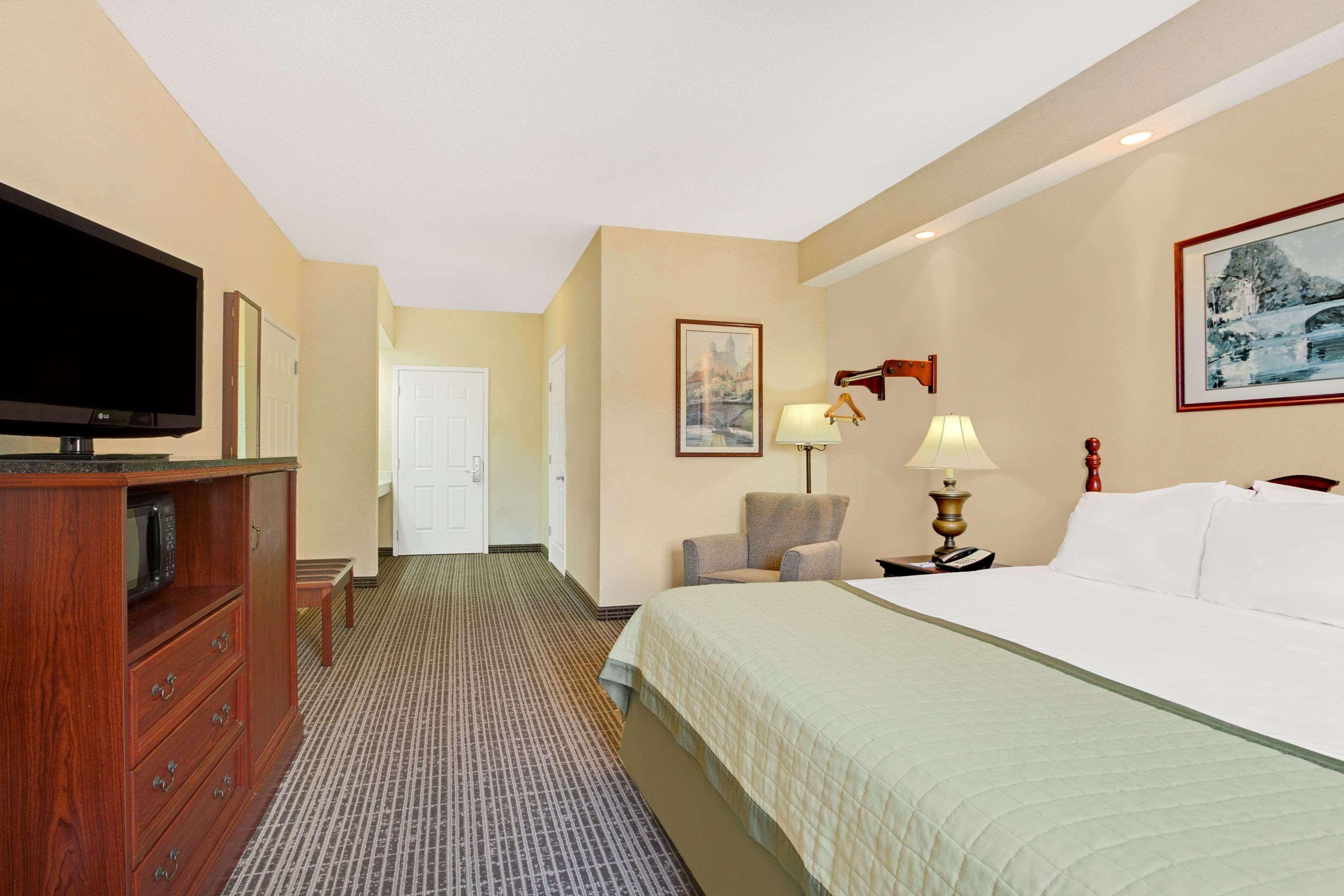 Baymont By Wyndham Pearl Otel Dış mekan fotoğraf